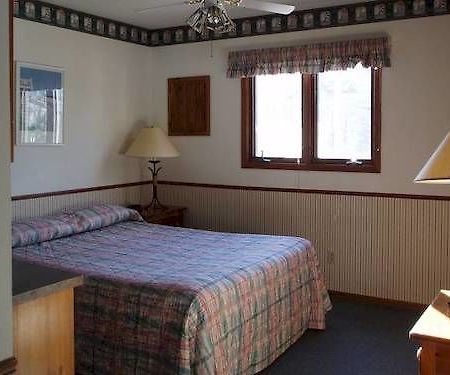 Pelican Shores Breezy Point Exteriér fotografie